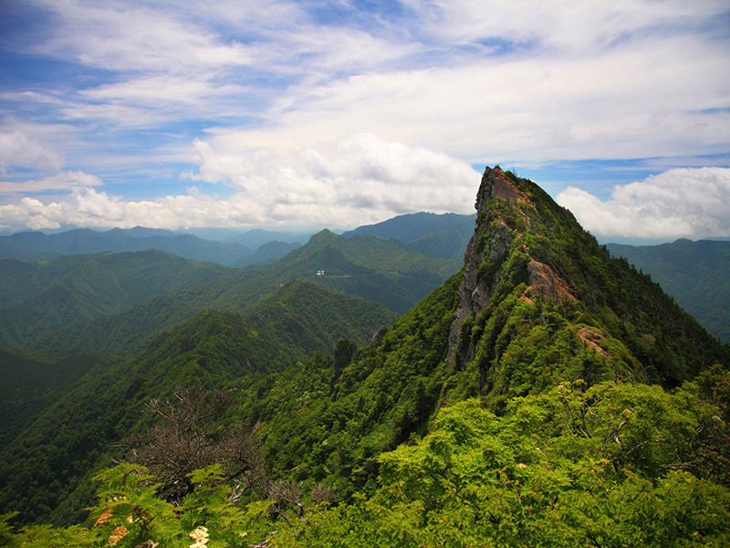 石鎚山
